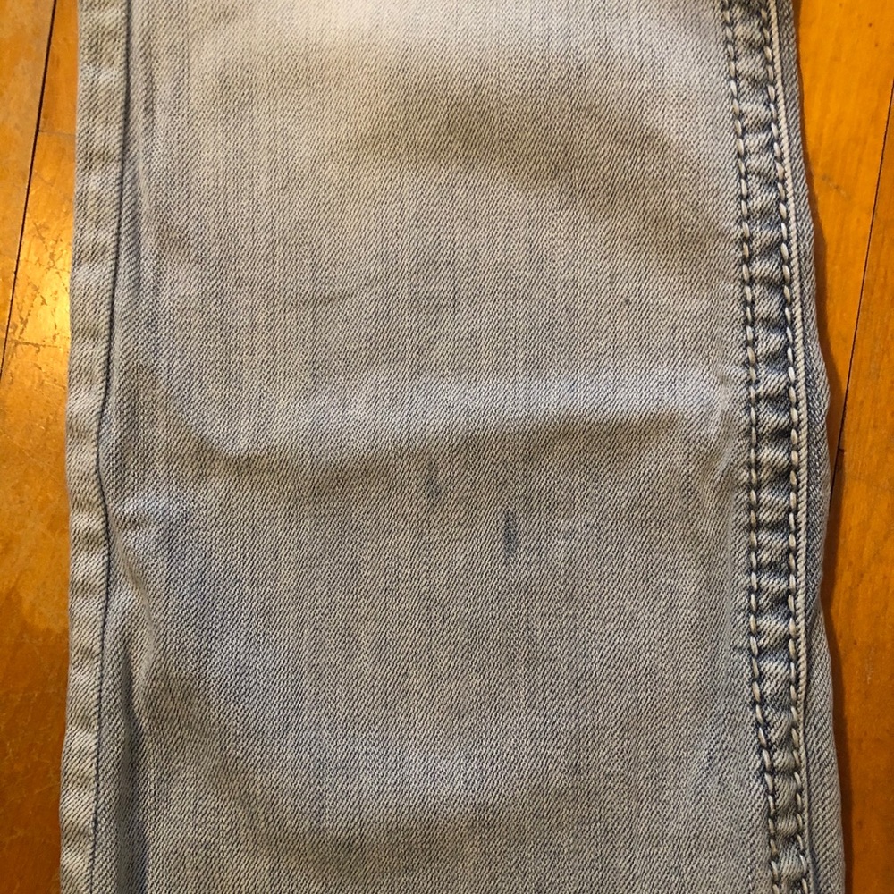 Silver Jeans - Picture 5 of 5
